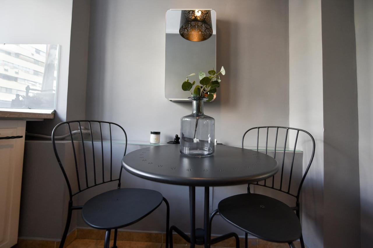 Captivating Old Town Apartment 부쿠레슈티 외부 사진