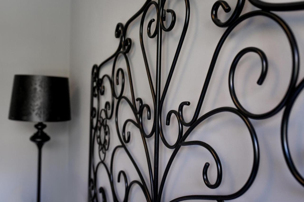 Captivating Old Town Apartment 부쿠레슈티 외부 사진